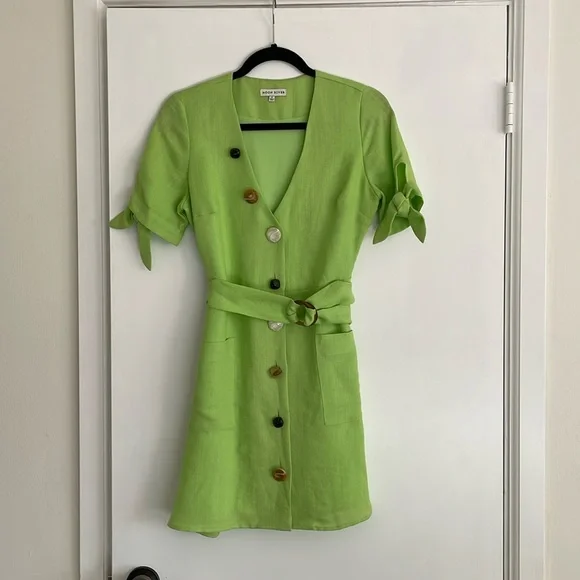 green emerald velvet dress Moon River Braelyn Mixed Media Midi Dress : Green  TeaElla